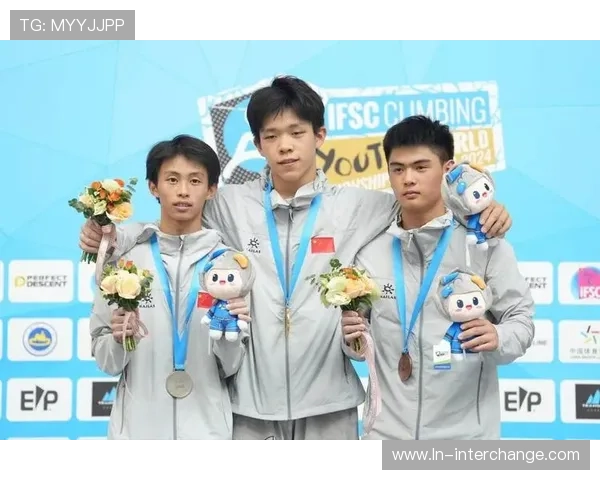 广州攀岩队在世界街舞大赛中的速度表现引发热议与赞赏 广州攀岩队在世界街舞大赛中的速度表现引发热议与赞赏