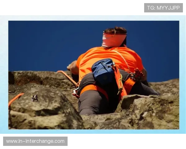 广州攀岩队的阵地战体系与攀岩战术的深度解析与实践探索