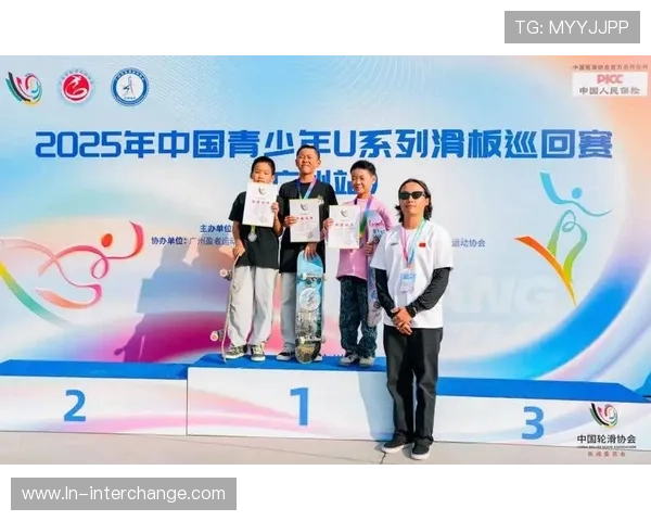 广州滑板队勇夺全国耐力赛第二名展现出色实力与团队精神