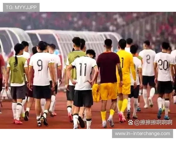 广州足球队状态变革引发热议球迷期待新篇章的崛起与挑战 广州足球队状态变革引发热议球迷期待新篇章的崛起与挑战