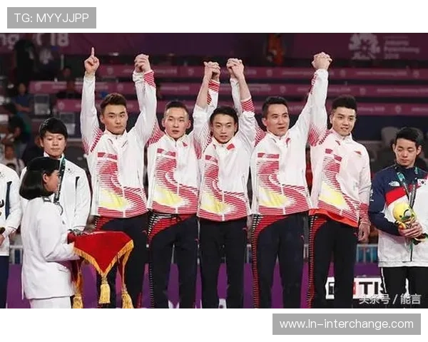 成都羽毛球队在亚运会积分榜中以87分稳居第一名展现强劲实力 成都羽毛球队在亚运会积分榜中以87分稳居第一名展现强劲实力